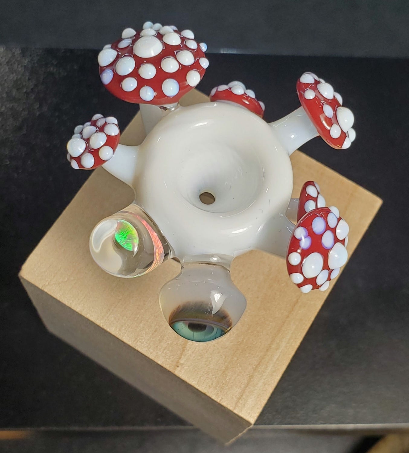 Snic Mushroom and Opal 14mm Slide White