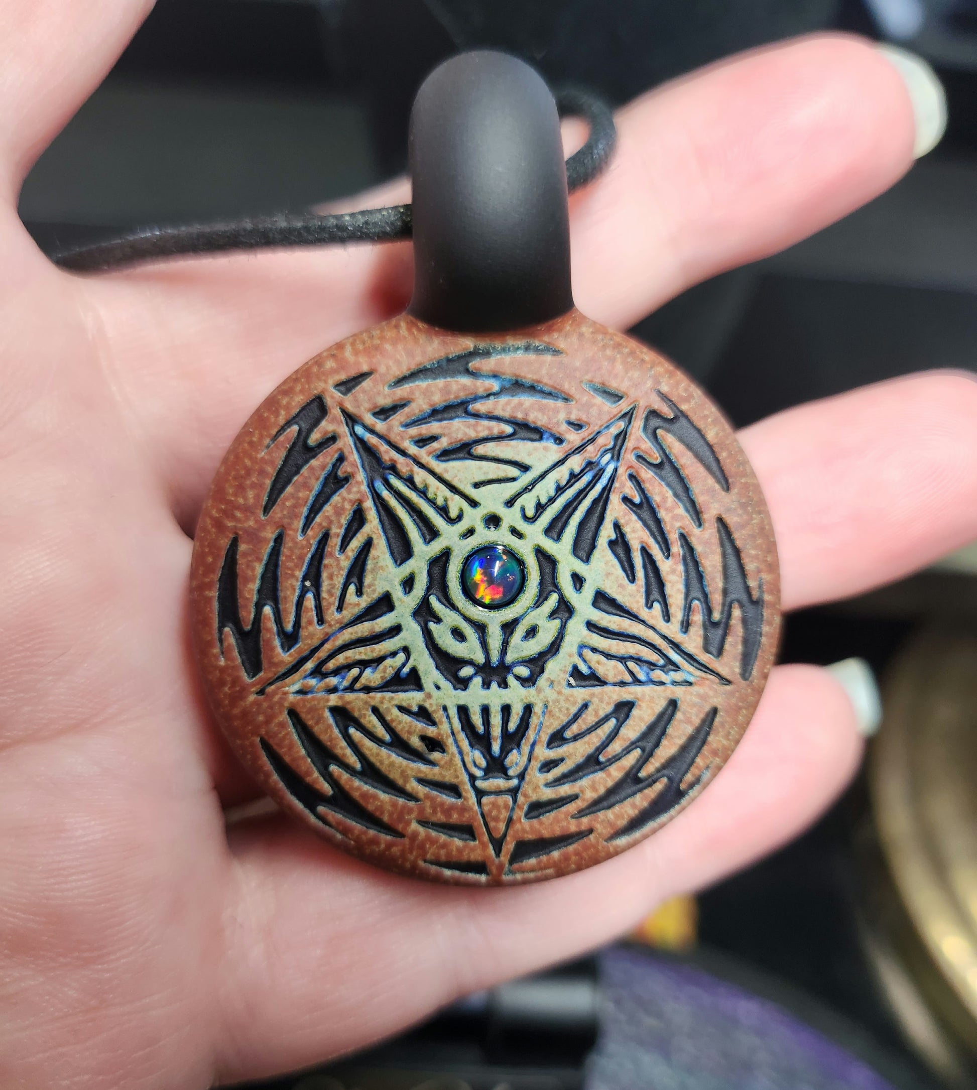 Dwreck Pendant Single Opal