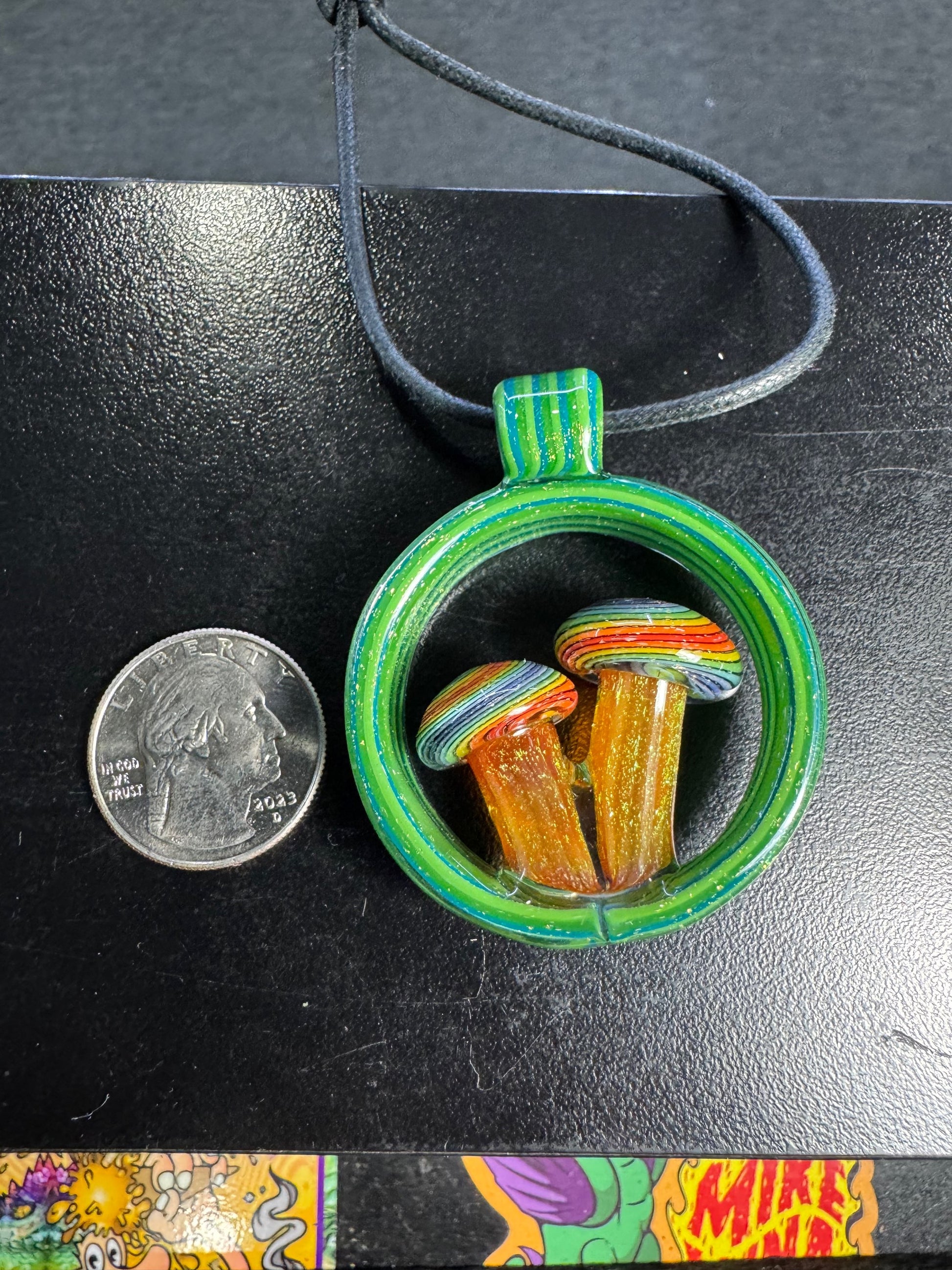Darby Holm Solo Ring Mushroom Pendy