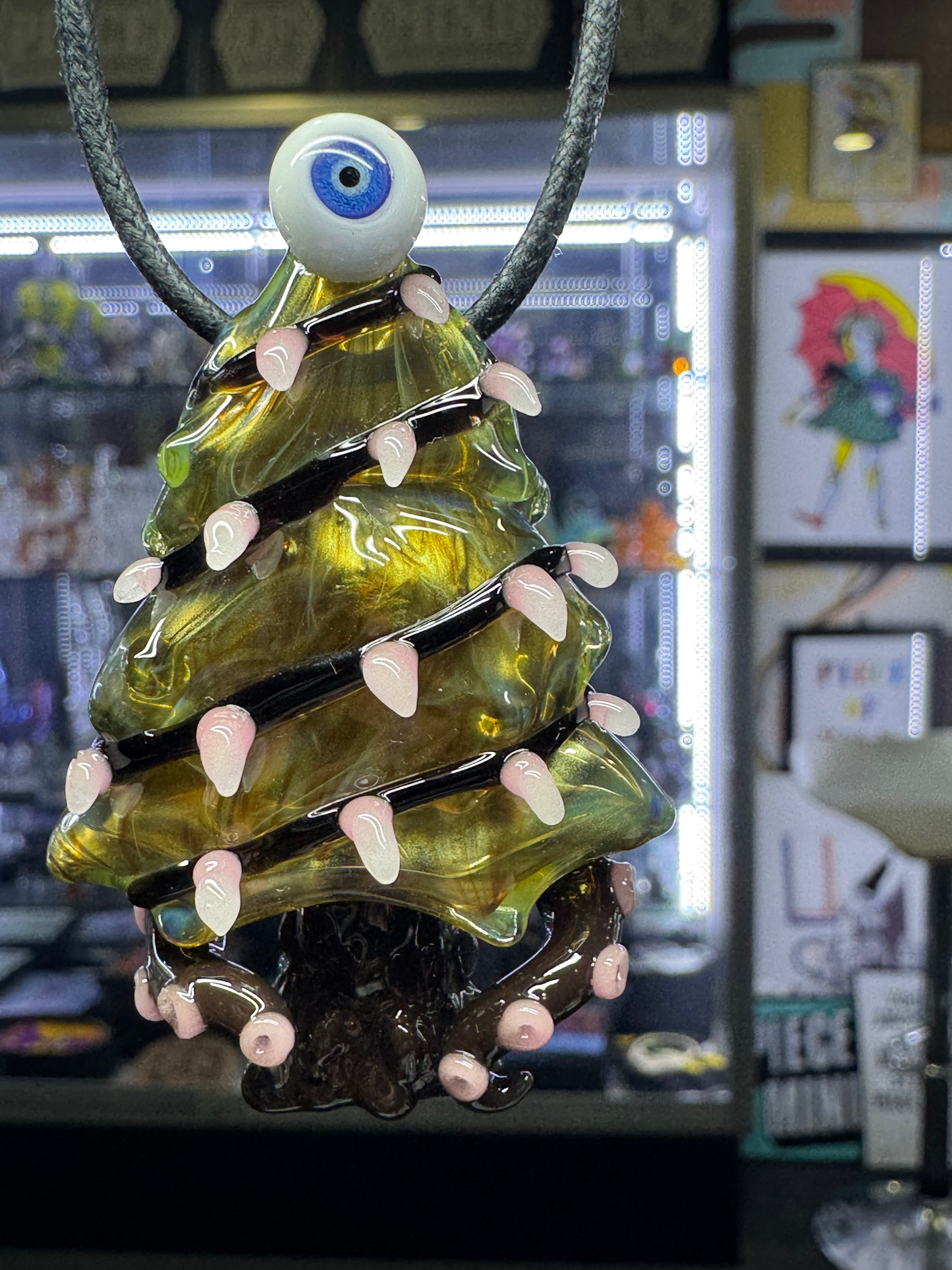 Salt Xmas Tree UV Pendy